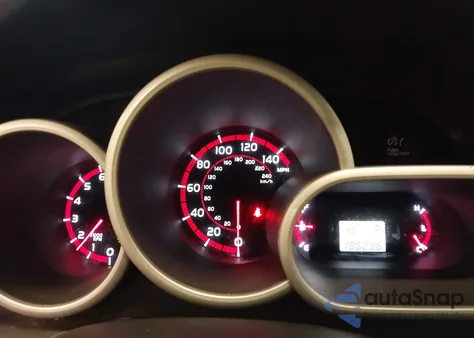 2010 Toyota Matrix S из США, поврежденный, VIN 2T1KE4EE2AC038133